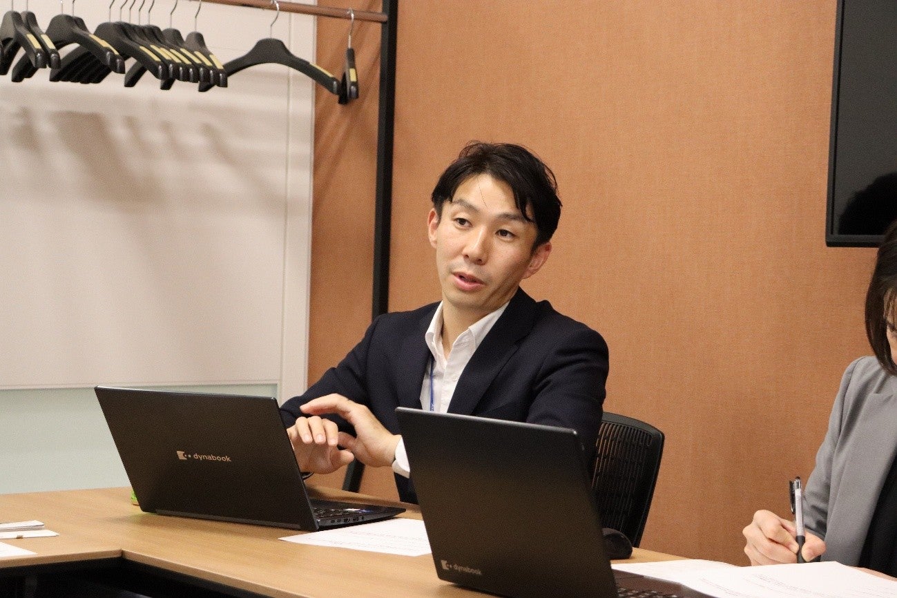 インタビューに答えるサステナビリティ推進部 環境グループ課長村上岳氏