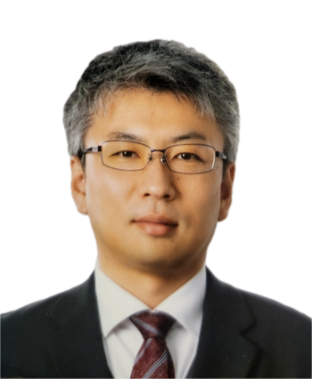 昆 盛太郎